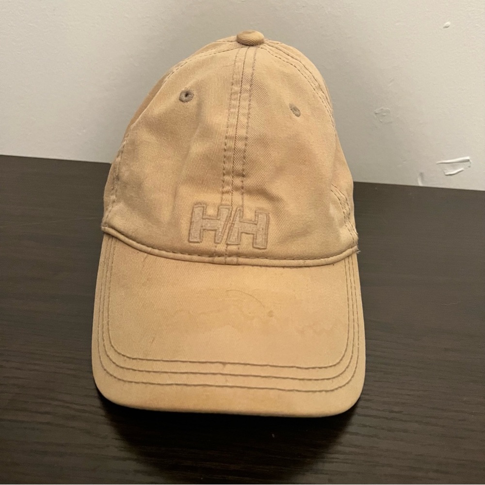 Helly Hansen hat